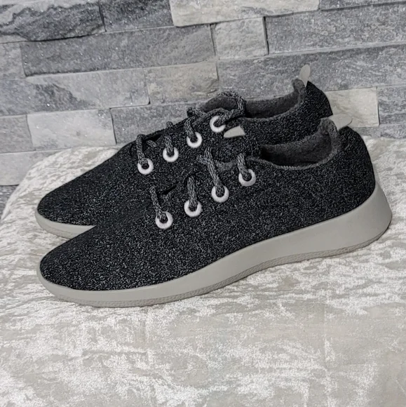 allbirds | Shoes | Nwot Allbirds Charcoal Gray Wool Runners  display picture 2